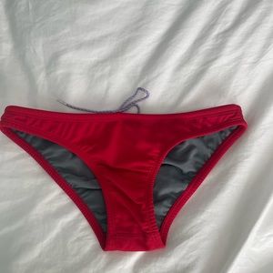 Jolyn Midl Bottoms